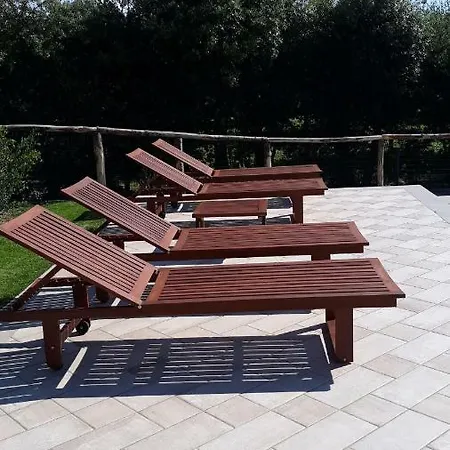 Mignola Le Bozze- Podere Con Piscina-wi-fi Apartamento